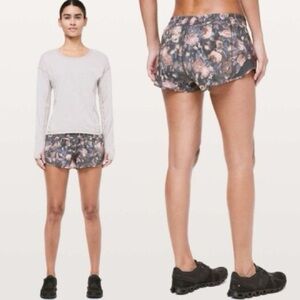 Lululemon- Hotty Hot Shorts Womens 8 Floral Low Rise Lined Running